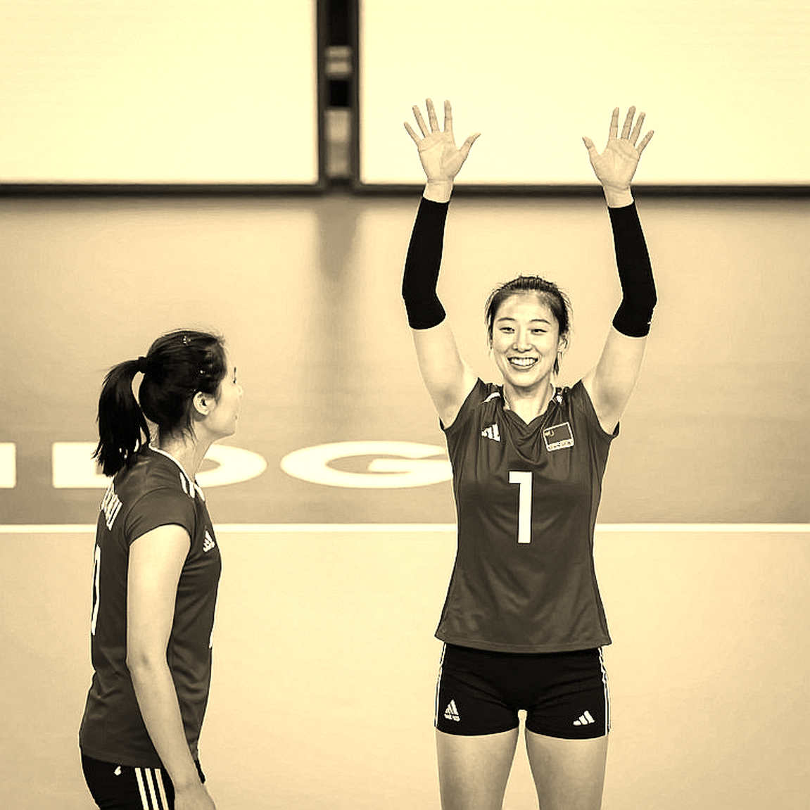 V.League và vùng xám chuyển nhượng: tiền đi đâu khi không ai phải công bố