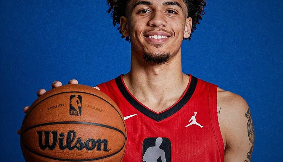 Amen Thompson và Bản Giao Kèo 2032: Houston Rockets Đang Đặt Cược Toàn Bộ Tương Lai vào 'Kỳ Lân' Phòng Ngự?