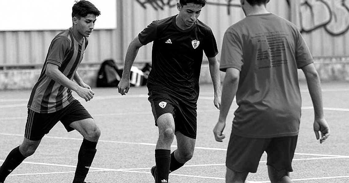 U17 nữ Việt Nam thắng Palestine 6-0 ở Bà Rịa: Cơn mưa, chiếc đầu và những tấm lưng thầm lặng U17 nữ Việt Nam thắng Palestine 6-0 ở Bà Rịa: Cơn mưa, chiếc đầu và những tấm lưng thầm lặng