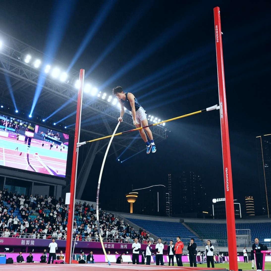 Amy Hunt chạy 200m 22,16 giây tại chung kết Diamond League: Cú nước rút cuối mùa và bài toán đôi nội dung Amy Hunt chạy 200m 22,16 giây tại chung kết Diamond League: Cú nước rút cuối mùa và bài toán đôi nội dung