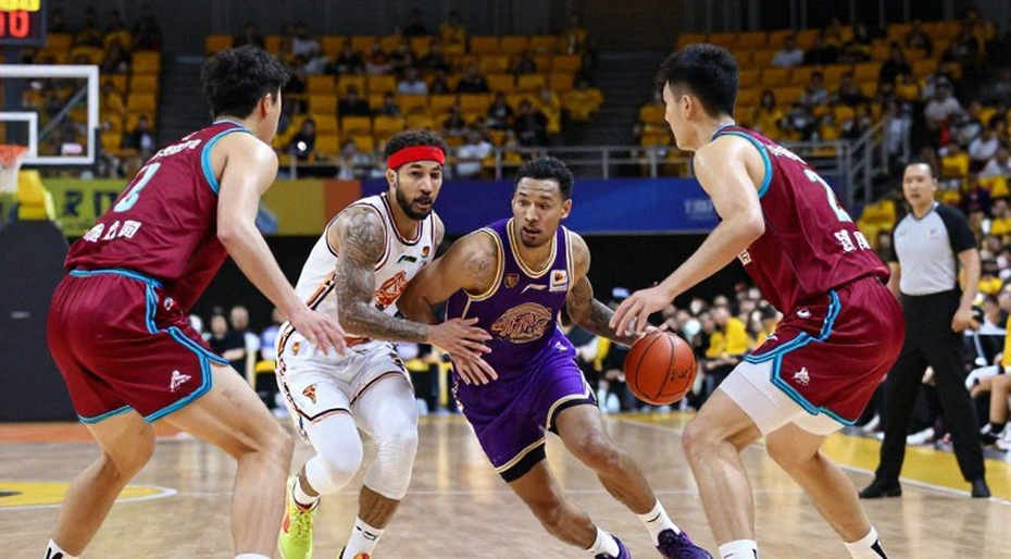 Arellano 82-81 Letran: Đội bất bại cuối cùng và khoảng trống dữ liệu ở NCAA Philippines mùa 102