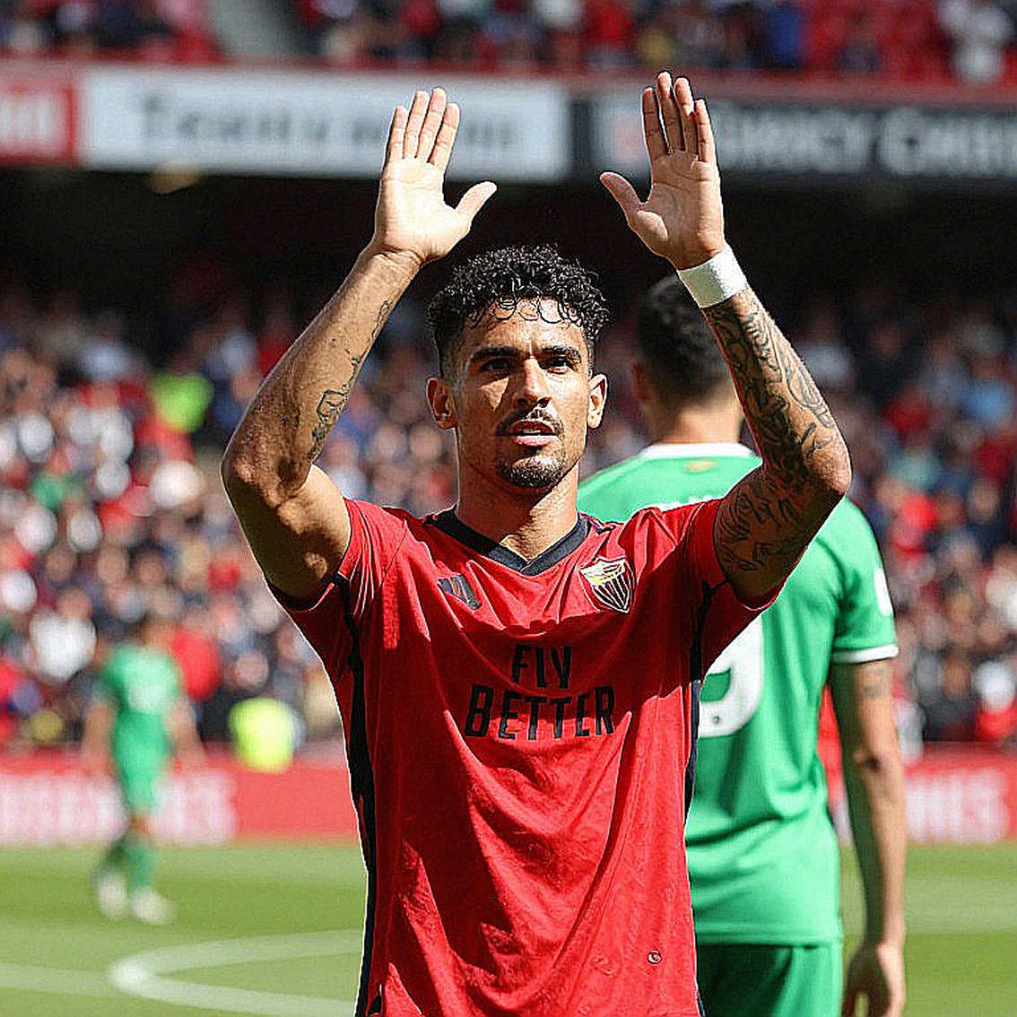 Cơn ác mộng chấn thương của Millwall: 11 cầu thủ vắng mặt, thua 0-3 trước Wrexham Cơn ác mộng chấn thương của Millwall: 11 cầu thủ vắng mặt, thua 0-3 trước Wrexham