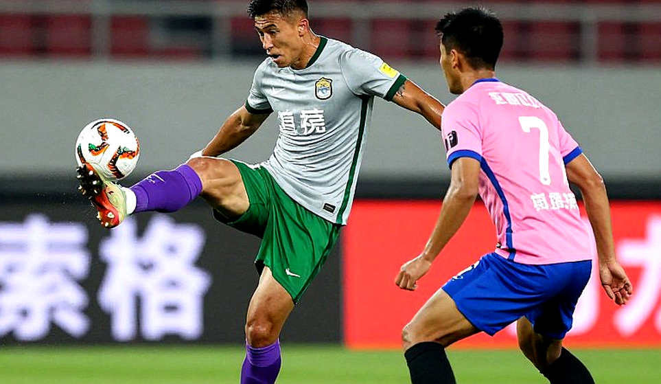 Bóng đá Việt Nam và khoảng trống dữ liệu bên dưới bảng xếp hạng V.League