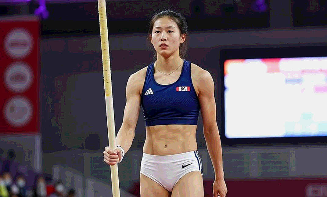 Khúc cua thì thầm: Amy Hunt, 22,16 giây và câu hỏi lớn hơn một bảng xếp hạng Khúc cua thì thầm: Amy Hunt, 22,16 giây và câu hỏi lớn hơn một bảng xếp hạng