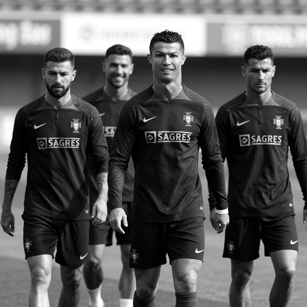 Galatasaray: Bản đồ quyền lực ẩn sau một đám tang Galatasaray: Bản đồ quyền lực ẩn sau một đám tang