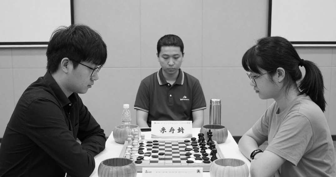Kỳ thủ 15 tuổi Yagiz Kaan Erdogmus vượt mốc 2716 Elo: Khi cả một quốc gia học cách chờ đợi