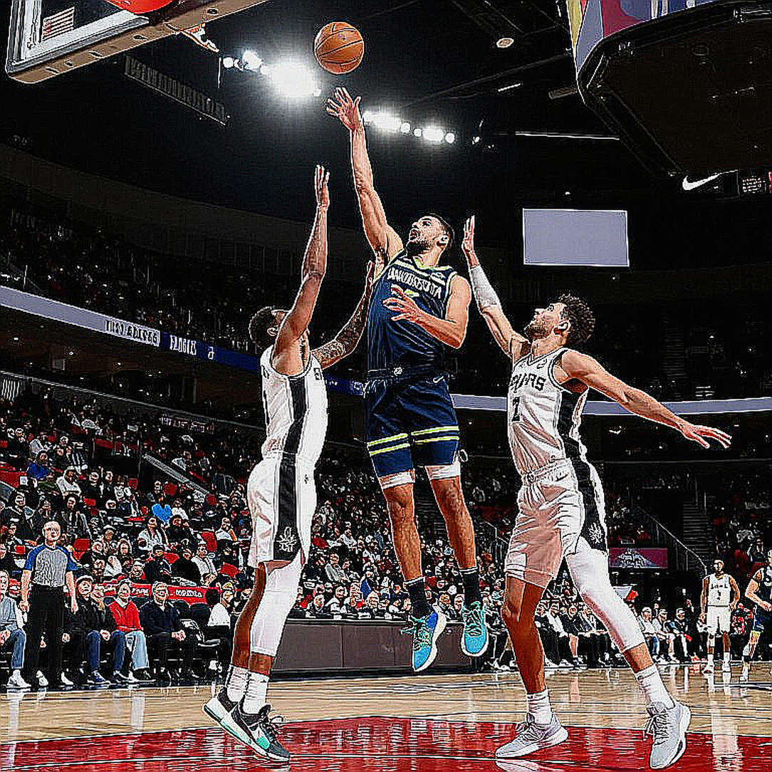 Thanasis Antetokounmpo gia nhập Aris: Anh trai của siêu sao mang theo gì đến Hy Lạp? Thanasis Antetokounmpo gia nhập Aris: Anh trai của siêu sao mang theo gì đến Hy Lạp?